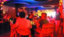 郑州酒吧爆料案件最新,真相与疑云交织的夜生活悬疑事件